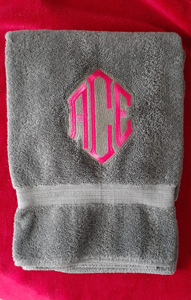 Monogrammed Bathroom Towels, Custom Monogramming, Custom Embroidery, Embroidery, Upgrade your towels with embroidery, jeanette acevedo